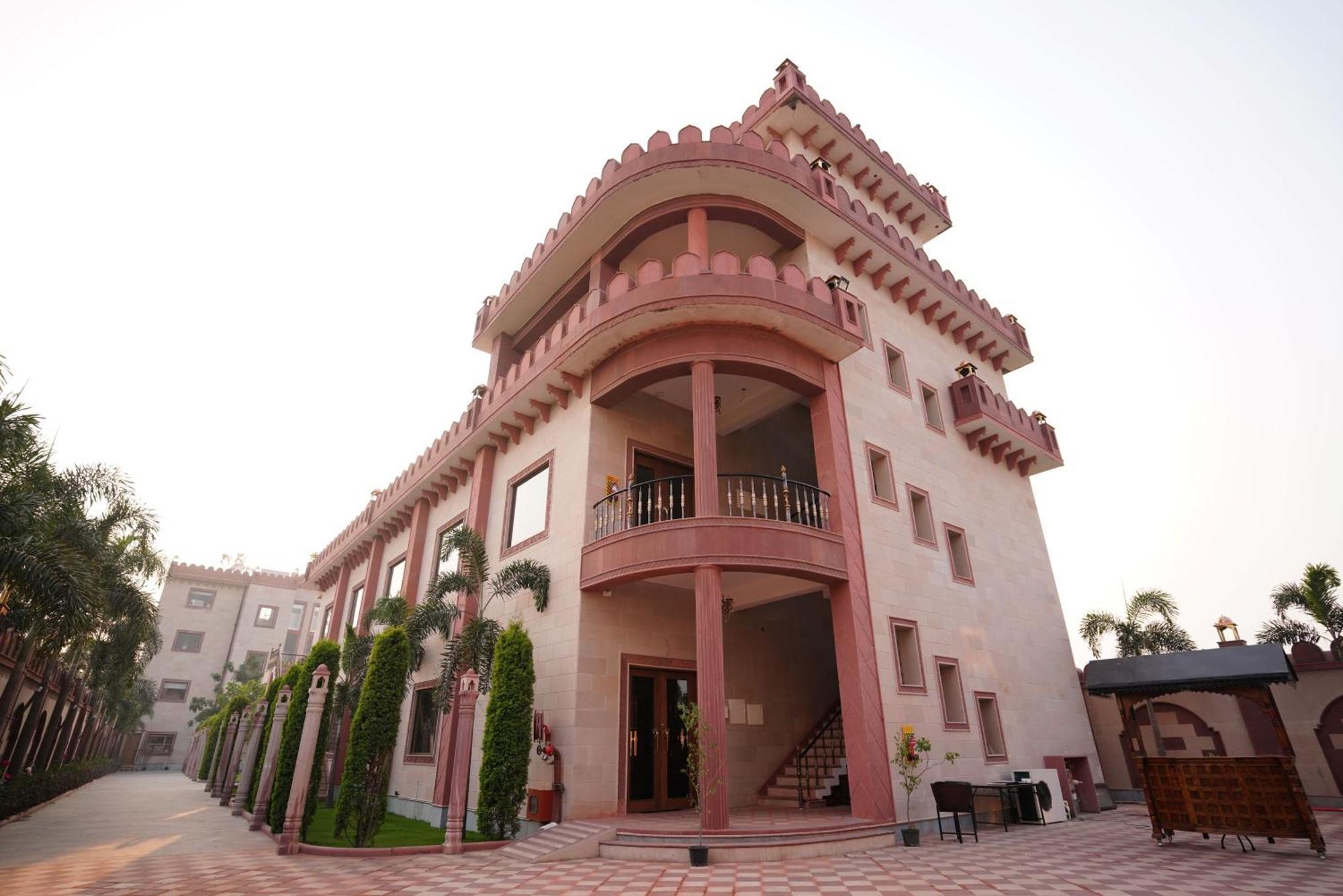 The Fort Moradabad Exteriör bild